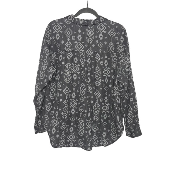 JANE AND DELANCEY Charcoal Aztec Button Down M NWT - Picture 4 of 8